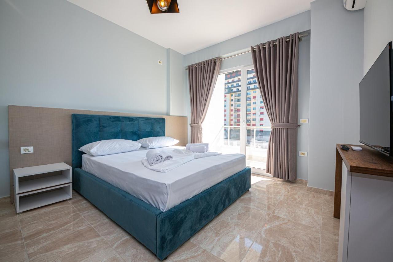 Ponari S Hotel Kryemëdhej Buitenkant foto