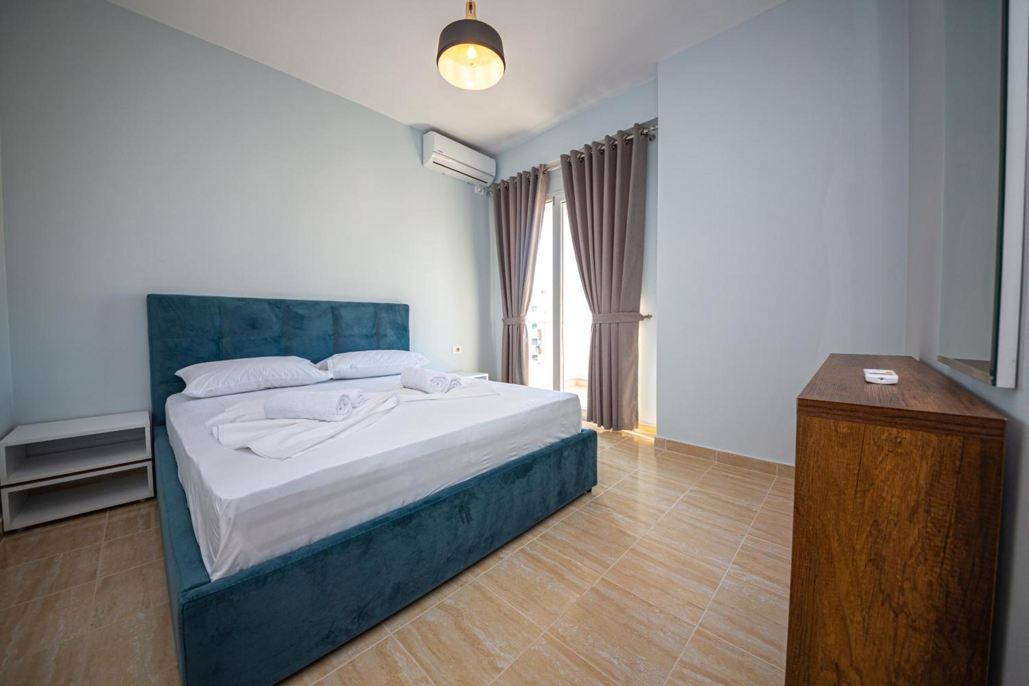 Ponari S Hotel Kryemëdhej Buitenkant foto