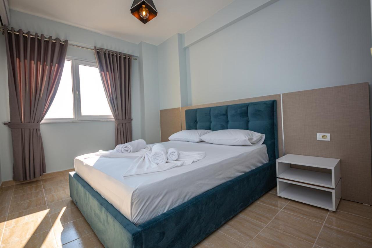 Ponari S Hotel Kryemëdhej Kamer foto