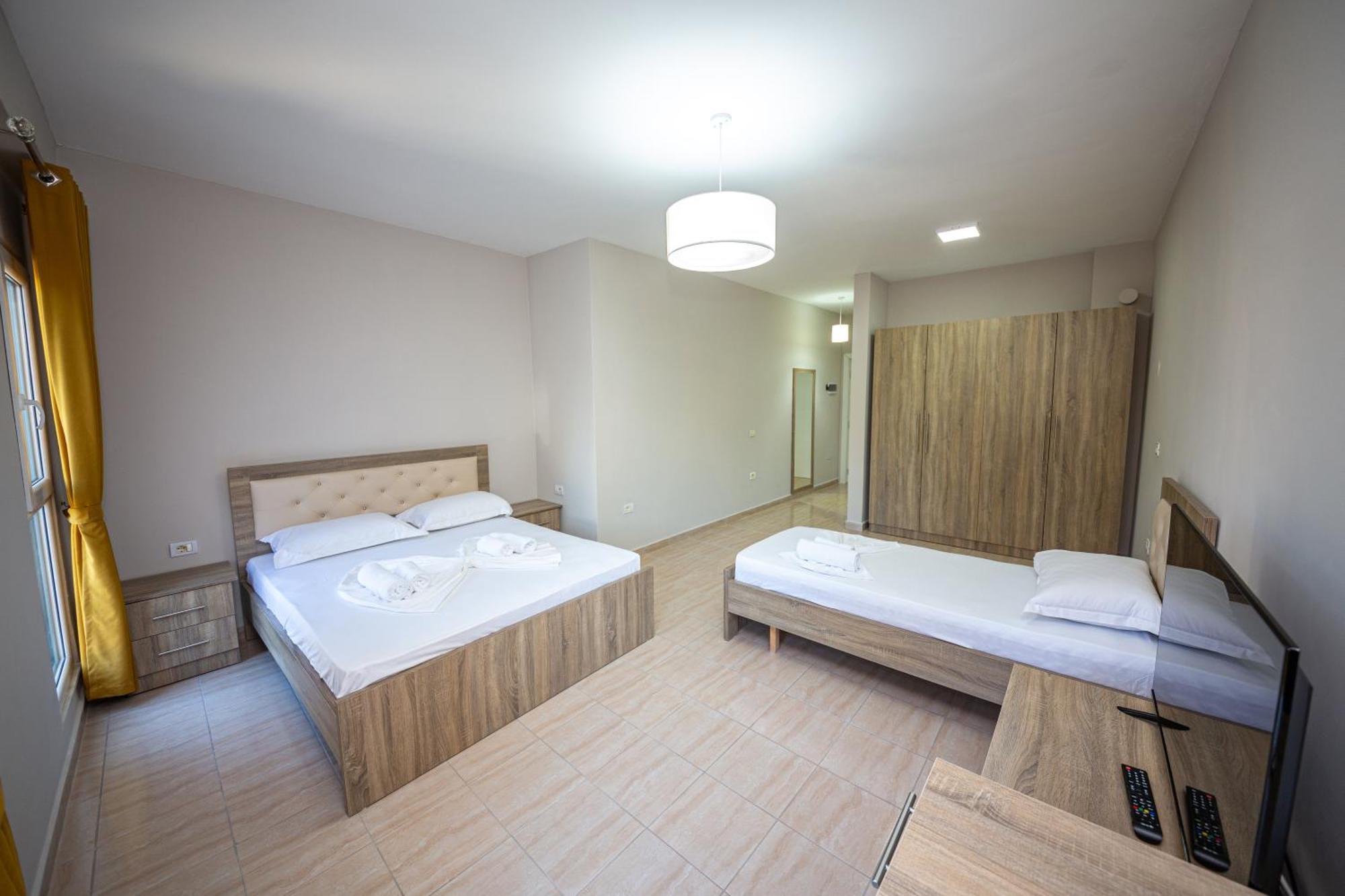 Ponari S Hotel Kryemëdhej Kamer foto
