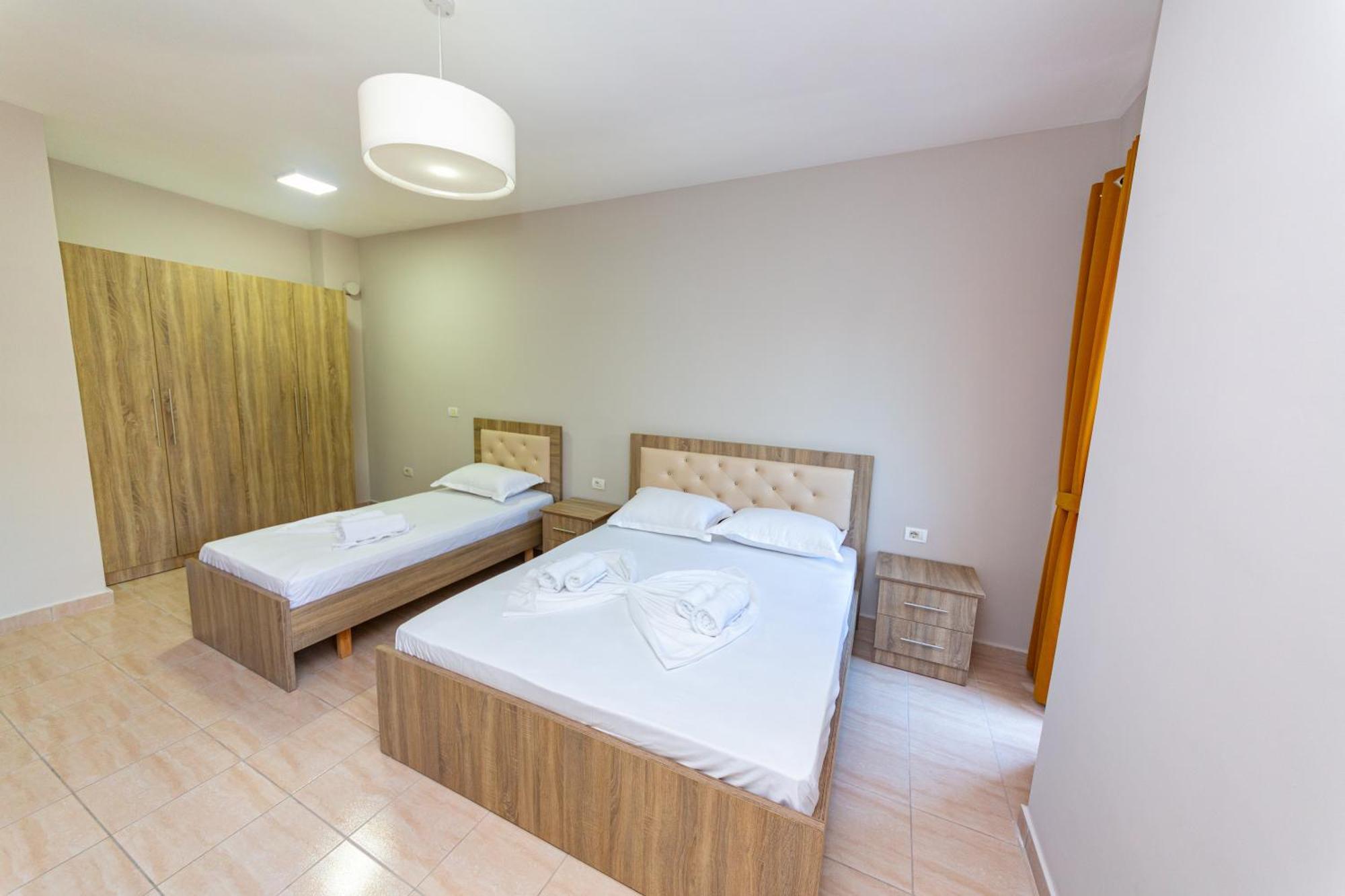 Ponari S Hotel Kryemëdhej Kamer foto